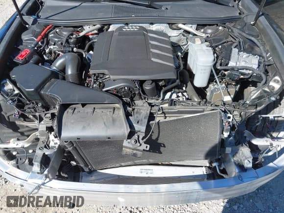 ✅ 2019 Audi A6 Premium • VIN: WAUD8AF28KN130040 • Лот: 43404349. Опубликован ранее на IAAI с пробегом 26 247 миль. Бесплатный доступ к архиву аукционных продаж из США и подробный отчёт об истории автомобиля на DreamBid. Изображение 10.