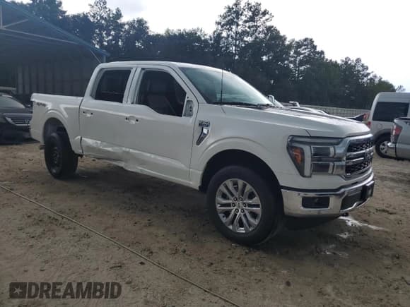 ✅ 2025 Ford F-150 Lariat • VIN: 1FTFW5L86SFA70836 • Лот: 63203485. Опубликован ранее на Copart с пробегом 1 850 миль. Бесплатный доступ к архиву аукционных продаж из США и подробный отчёт об истории автомобиля на DreamBid. Изображение 4.