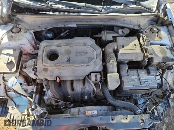 ✅ 2019 Kia Optima S • VIN: 5XXGT4L34KG323200 • Lot: 89535825. Wystawiony na Copart z przebiegiem 119 610 mil. Bezpłatny archiwum sprzedaży aukcyjnych z USA i szczegółowy raport historii pojazdu na DreamBid. Zdjęcie 11.