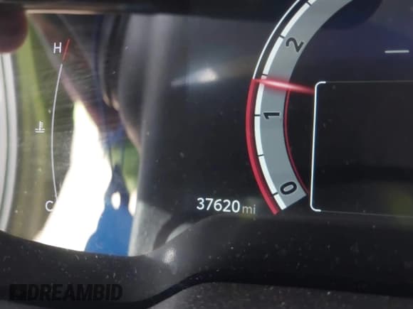 ✅ 2023 Toyota Corolla Cross XLE • VIN: 7MUDAABG7PV077220 • Lot: 43137122. Listed on IAAI with 37,620 mi. Free auction sales archive from the USA and detailed vehicle history report at DreamBid. Image 7.