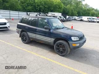 ✅ 1999 Toyota RAV4 • VIN: JT3HP10V2X7120498 • Lot: 42409235. Wystawiony na IAAI z przebiegiem 215 769 mil. Bezpłatny archiwum sprzedaży aukcyjnych z USA i szczegółowy raport historii pojazdu na DreamBid. Zdjęcie 1.