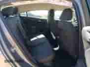 2018 Chevrolet Cruze LT z VIN 1G1BE5SM9J7128150, wystawiony jako Copart lot #44773332 z przebiegiem 78 133 mil mil oraz . Historia ofert i sprzedaży dostępna na DreamBid. Obrazek 6.