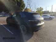 ✅ 2021 Porsche Cayenne Turbo • VIN: WP1AF2AY4MDA36774 • Lot: 82140205. Wystawiony na Copart z przebiegiem 39 363 mil. Bezpłatny archiwum sprzedaży aukcyjnych z USA i szczegółowy raport historii pojazdu na DreamBid. Zdjęcie 3.