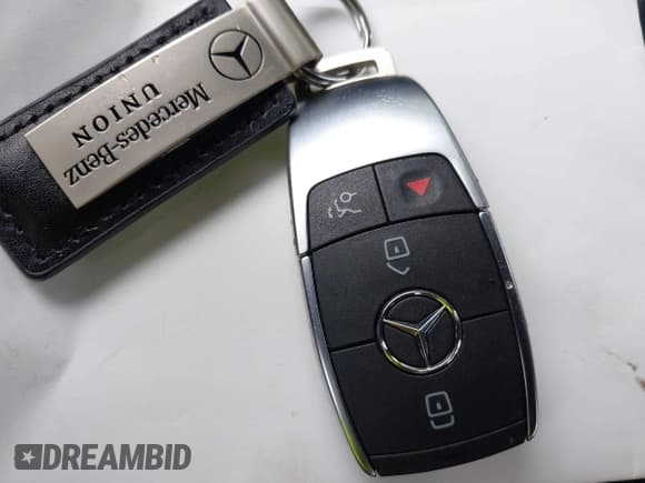 ✅ 2025 Mercedes-Benz CLA 250 • VIN: W1K5J4HB2SN506666 • Lot: 43408594. Wystawiony na IAAI z przebiegiem 5 949 mil. Bezpłatny archiwum sprzedaży aukcyjnych z USA i szczegółowy raport historii pojazdu na DreamBid. Zdjęcie 11.