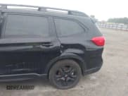 ✅ 2023 Subaru Ascent Onyx Limited • VIN: 4S4WMAKD4P3400457 • Lot: 42235192. Listed on IAAI with 44,967 mi. Free auction sales archive from the USA and detailed vehicle history report at DreamBid. Image 17.