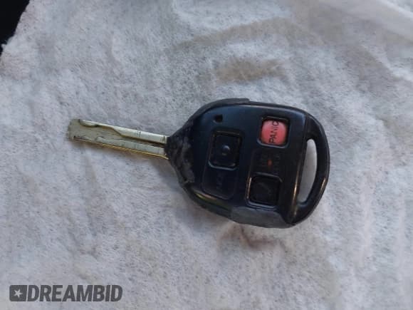 ✅ 2002 Lexus RX 300 • VIN: JTJHF10U320275355 • Лот: 43326502. Опубликован ранее на IAAI с пробегом 151 007 миль. Бесплатный доступ к архиву аукционных продаж из США и подробный отчёт об истории автомобиля на DreamBid. Изображение 11.