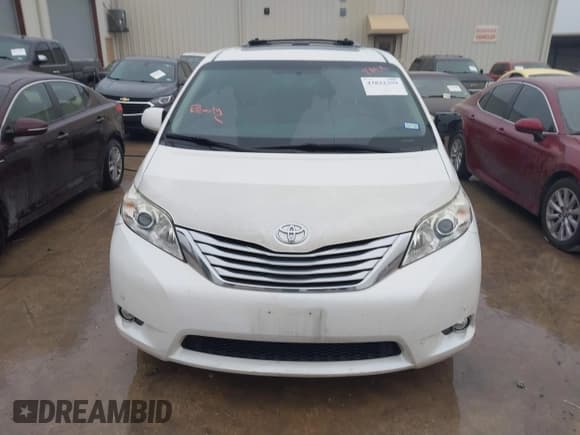 ✅ 2012 Toyota Sienna XLE • VIN: 5TDYK3DC8CS243544 • Lot: 43822359. Listed on IAAI with 138,152 mi. Free auction sales archive from the USA and detailed vehicle history report at DreamBid. Image 12.