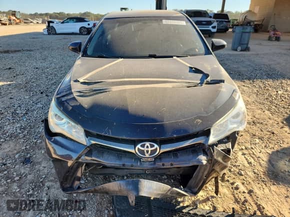 2017 Toyota Camry XLE with VIN 4T1BF1FK0HU616626, listed as a Copart auction lot 82440305 with 145,873 mi miles and Salvage title. Bid and sale history available at DreamBid. Image 5.