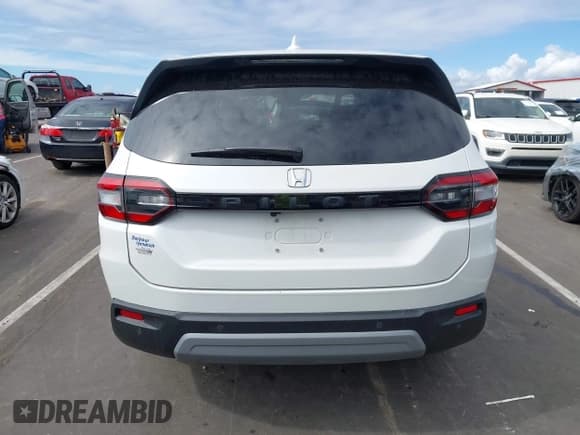 ✅ 2024 Honda Pilot EX-L • VIN: 5FNYG2H47RB012582 • Лот: 43391385. Опубликован ранее на IAAI с пробегом 14 845 миль. Бесплатный доступ к архиву аукционных продаж из США и подробный отчёт об истории автомобиля на DreamBid. Изображение 16.