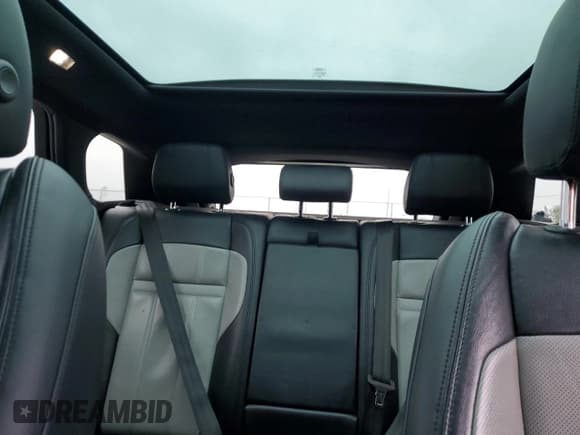 ✅ 2020 Land Rover Range Rover Evoque First Edition • VIN: SALZL2FX2LH063761 • Lot: 52583525. Listed on Copart with 108,815 mi. Free auction sales archive from the USA and detailed vehicle history report at DreamBid. Image 10.