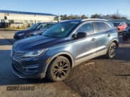 ✅ 2017 Lincoln MKC Select • VIN: 5LMTJ2DHXHUL34054 • Lot: 87389115. Wystawiony na Copart z przebiegiem 85 210 mil. Bezpłatny archiwum sprzedaży aukcyjnych z USA i szczegółowy raport historii pojazdu na DreamBid. Zdjęcie 1.