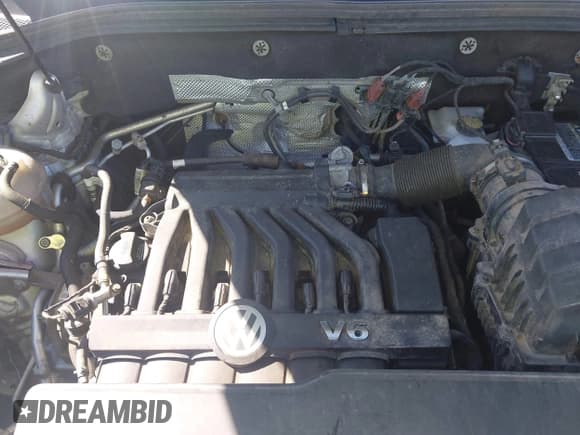 ✅ 2018 Volkswagen Atlas SE • VIN: 1V2KR2CA9JC554327 • Lot: 42766225. Wystawiony na IAAI z przebiegiem 157 749 mil. Bezpłatny archiwum sprzedaży aukcyjnych z USA i szczegółowy raport historii pojazdu na DreamBid. Zdjęcie 10.