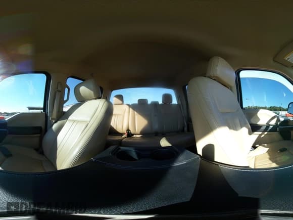 ✅ 2020 Ford F-150 XL • VIN: 1FTEW1E52LKE69386 • Lot: 43467676. Wystawiony na IAAI z przebiegiem 73 123 mil. Bezpłatny archiwum sprzedaży aukcyjnych z USA i szczegółowy raport historii pojazdu na DreamBid. Zdjęcie 18.