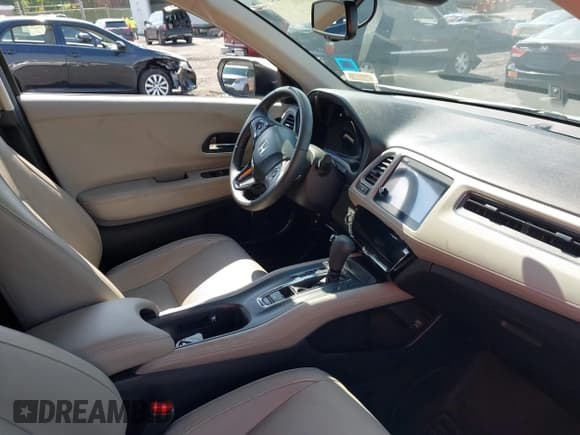 ✅ 2019 Honda HR-V EX-L • VIN: 3CZRU5H77KM718441 • Lot: 42688955. Listed on IAAI with 49,317 mi. Free auction sales archive from the USA and detailed vehicle history report at DreamBid. Image 5.