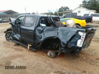 ✅ 2019 Chevrolet Silverado 1500 RST • VIN: 1GCUYEED6KZ230823 • Lot: 43306345. Wystawiony na IAAI z przebiegiem Nie podano. Bezpłatny archiwum sprzedaży aukcyjnych z USA i szczegółowy raport historii pojazdu na DreamBid. Zdjęcie 3.