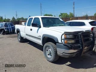 ✅ 2004 Chevrolet Silverado 2500HD LS • VIN: 1GCHK29294E352936 • Lot: 40188056. Wystawiony na IAAI z przebiegiem 104 945 mil. Bezpłatny archiwum sprzedaży aukcyjnych z USA i szczegółowy raport historii pojazdu na DreamBid. Zdjęcie 1.