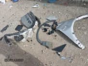 ✅ 2014 Ford Escape Titanium • VIN: 1FMCU0J91EUB97710 • Lot: 42261415. Wystawiony na IAAI z przebiegiem 128 286 mil. Bezpłatny archiwum sprzedaży aukcyjnych z USA i szczegółowy raport historii pojazdu na DreamBid. Zdjęcie 12.