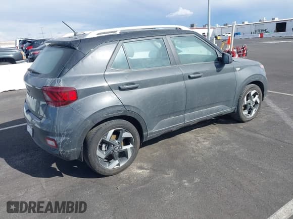 ✅ 2023 Hyundai Venue Limited • VIN: KMHRC8A3XPU274066 • Lot: 40841715. Listed on IAAI with 23,989 mi. Free auction sales archive from the USA and detailed vehicle history report at DreamBid. Image 4.