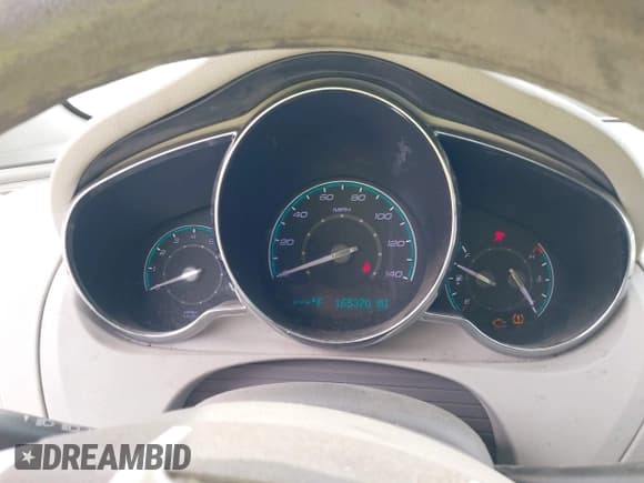 ✅ 2010 Chevrolet Malibu 1FL • VIN: 1G1ZA5E09AF278431 • Lot: 43355679. Listed on IAAI with 165,370 mi. Free auction sales archive from the USA and detailed vehicle history report at DreamBid. Image 7.