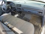 ✅ 1993 Ford F-150 • VIN: 1FTEF14N7PLA75030 • Лот: 61186355. Опубликован ранее на Copart с пробегом 168 223 миль. Бесплатный доступ к архиву аукционных продаж из США и подробный отчёт об истории автомобиля на DreamBid. Изображение 8.