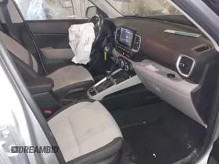 ✅ 2021 Hyundai Venue Denim • VIN: KMHRC8A33MU081091 • Lot: 41391922. Listed on IAAI with 49,343 mi. Free auction sales archive from the USA and detailed vehicle history report at DreamBid. Image 5.