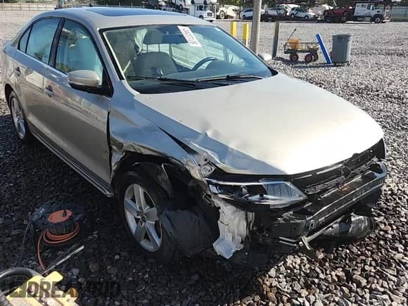 ✅ 2013 Volkswagen Jetta TDI w/Premium/Nav • VIN: 3VWLL7AJ7DM301448 • Lot: 80120565. Listed on Copart with 123,134 mi. Free auction sales archive from the USA and detailed vehicle history report at DreamBid. Image 14.