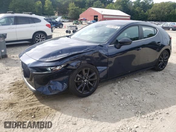 ✅ 2024 Mazda 3 S Select Sport • VIN: JM1BPAKM5R1703045 • Lot: 81068765. Wystawiony na Copart z przebiegiem 35 690 mil. Bezpłatny archiwum sprzedaży aukcyjnych z USA i szczegółowy raport historii pojazdu na DreamBid. Zdjęcie 1.