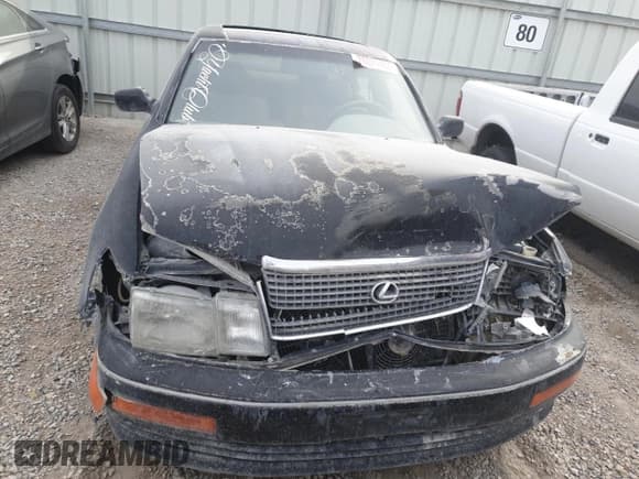 ✅ 1990 Lexus LS • VIN: JT8UF11E2L0037232 • Lot: 78071464. Wystawiony na Copart z przebiegiem 184 853 mil. Bezpłatny archiwum sprzedaży aukcyjnych z USA i szczegółowy raport historii pojazdu na DreamBid. Zdjęcie 5.