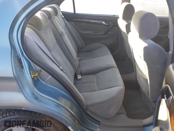 ✅ 2005 Suzuki Verona • VIN: KL5VJ56L05B167980 • Lot: 43501672. Wystawiony na IAAI z przebiegiem 79 524 mil. Bezpłatny archiwum sprzedaży aukcyjnych z USA i szczegółowy raport historii pojazdu na DreamBid. Zdjęcie 8.