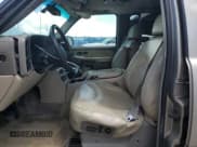 ✅ 2001 GMC Yukon XL SLT • VIN: 3GKEC16TX1G266695 • Lot: 61653015. Listed on Copart with 312,090 mi. Free auction sales archive from the USA and detailed vehicle history report at DreamBid. Image 7.