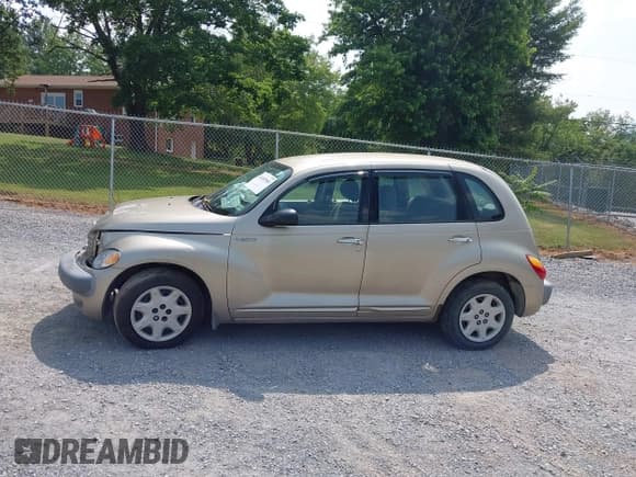✅ 2002 Chrysler PT Cruiser • VIN: 3C4FY48B12T260817 • Lot: 42469560. Listed on IAAI with 106,223 mi. Free auction sales archive from the USA and detailed vehicle history report at DreamBid. Image 14.