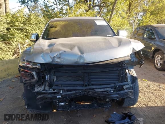 ✅ 2023 Chevrolet Suburban Premier • VIN: 1GNSKFKD0PR264984 • Лот: 43418237. Опубликован ранее на IAAI с пробегом 79 011 миль. Бесплатный доступ к архиву аукционных продаж из США и подробный отчёт об истории автомобиля на DreamBid. Изображение 13.