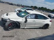 ✅ 2025 Honda Civic Type R • VIN: JHMFL5G46SX002433 • Lot: 42097750. Listed on IAAI with 3,270 mi. Free auction sales archive from the USA and detailed vehicle history report at DreamBid. Image 15.