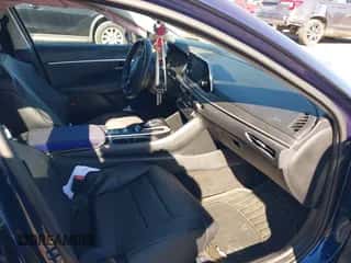 2020 Hyundai Sonata SE z VIN 5NPEG4JA4LH045062, wystawiony jako IAAI lot #43445045 z przebiegiem 79 948 mil mil oraz . Historia ofert i sprzedaży dostępna na DreamBid. Obrazek 5.