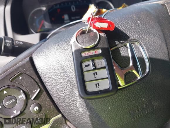 ✅ 2019 Honda Pilot EX-L • VIN: 5FNYF5H43KB005056 • Lot: 40729093. Wystawiony na IAAI z przebiegiem 78 339 mil. Bezpłatny archiwum sprzedaży aukcyjnych z USA i szczegółowy raport historii pojazdu na DreamBid. Zdjęcie 11.