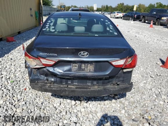✅ 2013 Hyundai Sonata GLS • VIN: 5NPEB4AC8DH772433 • Lot: 72907134. Wystawiony na Copart z przebiegiem 76 731 mil. Bezpłatny archiwum sprzedaży aukcyjnych z USA i szczegółowy raport historii pojazdu na DreamBid. Zdjęcie 6.