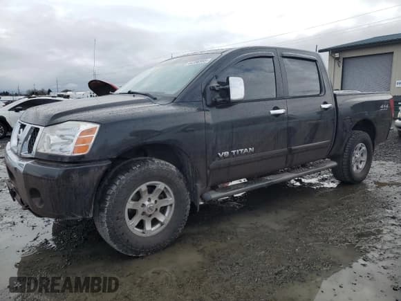 ✅ 2005 Nissan Titan LE • VIN: 1N6AA07B15N552302 • Lot: 44396985. Listed on Copart with 172,401 mi. Free auction sales archive from the USA and detailed vehicle history report at DreamBid. Image 1.