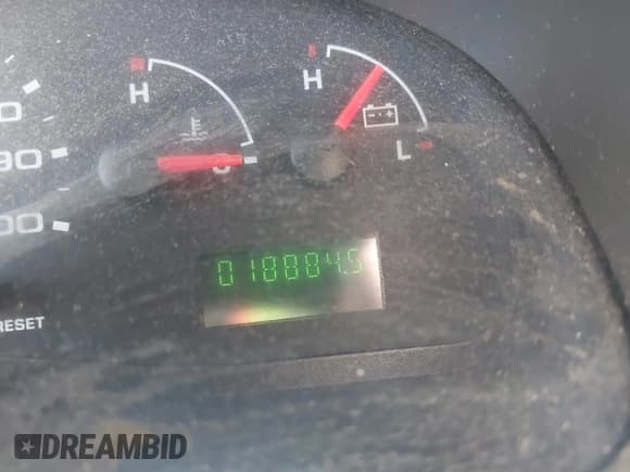 ✅ 2006 Ford Econoline Cargo • VIN: 1FTSE34L76HA05464 • Lot: 42182588. Listed on IAAI with 18,884 mi. Free auction sales archive from the USA and detailed vehicle history report at DreamBid. Image 7.