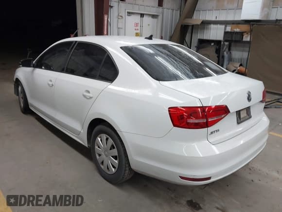 ✅ 2015 Volkswagen Jetta S • VIN: 3VW2K7AJ5FM346504 • Lot: 43835084. Listed on IAAI with 141,344 mi. Free auction sales archive from the USA and detailed vehicle history report at DreamBid. Image 3.