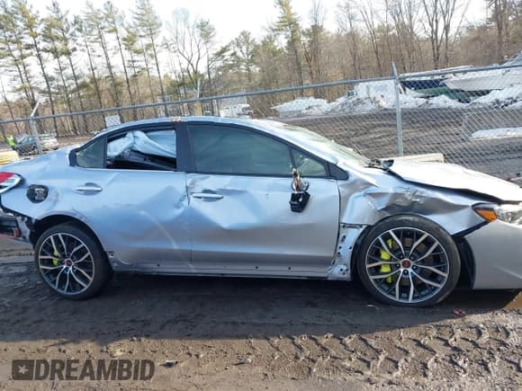 ✅ 2020 Subaru WRX STI • VIN: JF1VA2E6XL9804064 • Lot: 41655444. Listed on IAAI with Not provided. Free auction sales archive from the USA and detailed vehicle history report at DreamBid. Image 17.