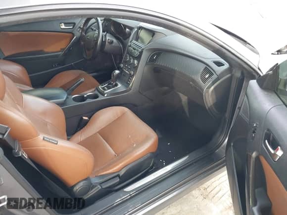 2015 Hyundai Genesis Coupe Ultimate с VIN KMHHU6KJ4FU125550, выставлен на аукционе IAAI как лот 41270465 с пробегом 88 538 миль миль и . История ставок и продаж доступна на DreamBid. Изображение 5.