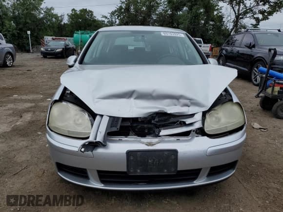 ✅ 2008 Volkswagen Rabbit S • VIN: WVWCA71K78W207786 • Lot: 69703925. Listed on Copart with 122,544 mi. Free auction sales archive from the USA and detailed vehicle history report at DreamBid. Image 5.