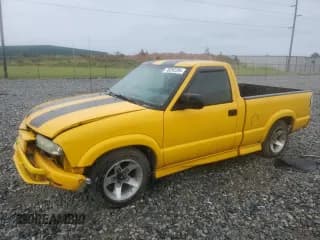 ✅ 2003 Chevrolet S-10 • VIN: 1GCCS14X338114133 • Лот: 70392284. Опубликован ранее на Copart с пробегом 186 904 миль. Бесплатный доступ к архиву аукционных продаж из США и подробный отчёт об истории автомобиля на DreamBid. Изображение 1.