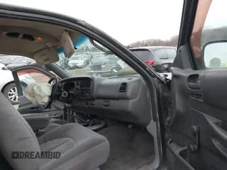 ✅ 1999 Dodge Dakota SLT • VIN: 1B7GG22Y6XS231301 • Lot: 41427598. Wystawiony na IAAI z przebiegiem Nie podano. Bezpłatny archiwum sprzedaży aukcyjnych z USA i szczegółowy raport historii pojazdu na DreamBid. Zdjęcie 5.