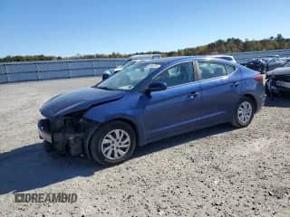 2019 Hyundai Elantra SE z VIN 5NPD74LF1KH492211, wystawiony jako Copart lot #86842035 z przebiegiem 128 946 mil mil oraz Szkoda całkowita • Salvage title. Historia ofert i sprzedaży dostępna na DreamBid. Obrazek 1.