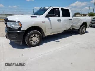 ✅ 2021 Ram 2500 Tradesman • VIN: 3C6UR4HJ4MG651913 • Lot: 59982715. Wystawiony na Copart z przebiegiem 67 190 mil. Bezpłatny archiwum sprzedaży aukcyjnych z USA i szczegółowy raport historii pojazdu na DreamBid. Zdjęcie 1.