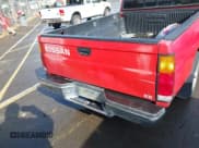 ✅ 1994 Nissan Frontier XE • VIN: 1N6SD16S3RC332096 • Лот: 41915086. Опубликован ранее на IAAI с пробегом 257 502 миль. Бесплатный доступ к архиву аукционных продаж из США и подробный отчёт об истории автомобиля на DreamBid. Изображение 19.