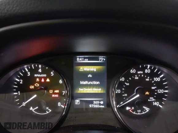 ✅ 2017 Nissan Rogue SV • VIN: JN8AT2MT5HW149030 • Lot: 42410834. Listed on IAAI with 97,560 mi. Free auction sales archive from the USA and detailed vehicle history report at DreamBid. Image 16.