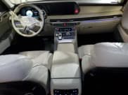 ✅ 2024 Hyundai Palisade Calligraphy • VIN: KM8R7DGE4RU683317 • Лот: 82110044. Опубликован ранее на Copart с пробегом 21 574 миль. Бесплатный доступ к архиву аукционных продаж из США и подробный отчёт об истории автомобиля на DreamBid. Изображение 8.