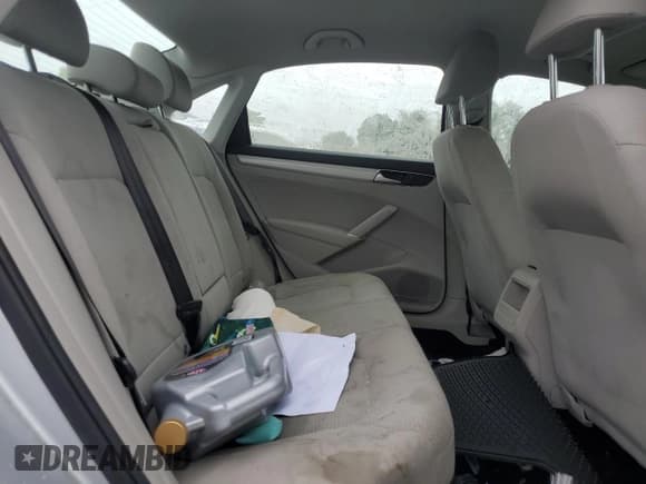 ✅ 2016 Volkswagen Passat S • VIN: 1VWAT7A36GC043342 • Lot: 81147925. Listed on Copart with 110,935 mi. Free auction sales archive from the USA and detailed vehicle history report at DreamBid. Image 10.